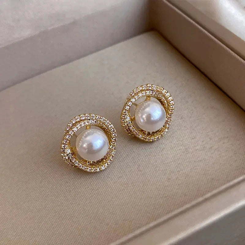Women's Round Imitation Pearl & Zircon Stud Earrings