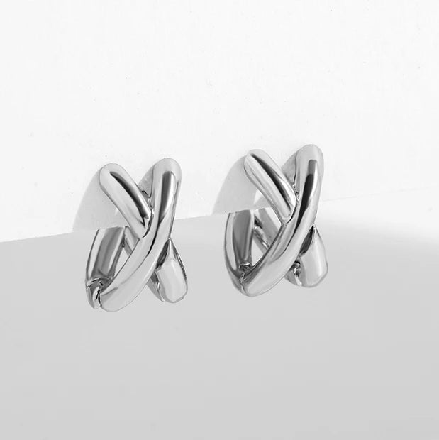 Women's Criss-Cross Tiny Huggie Hoop Earrings