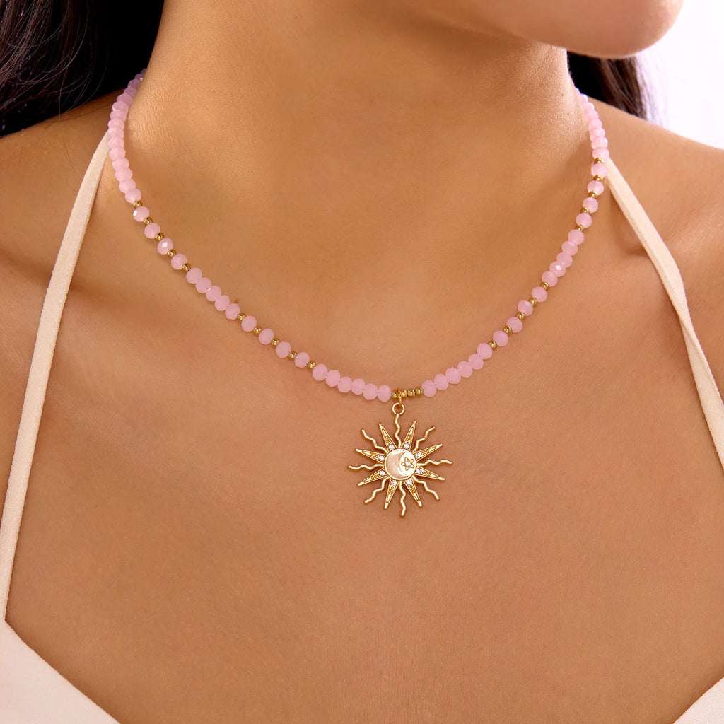 Retro Golden-Toned Sun Pendant Necklace for Women Elegant Turquoise Beads Chain Choker Neck Statement Party Vintage Jewelry Gift