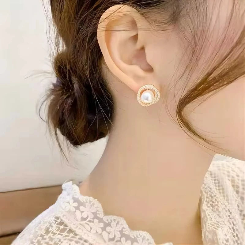 Women's Round Imitation Pearl & Zircon Stud Earrings