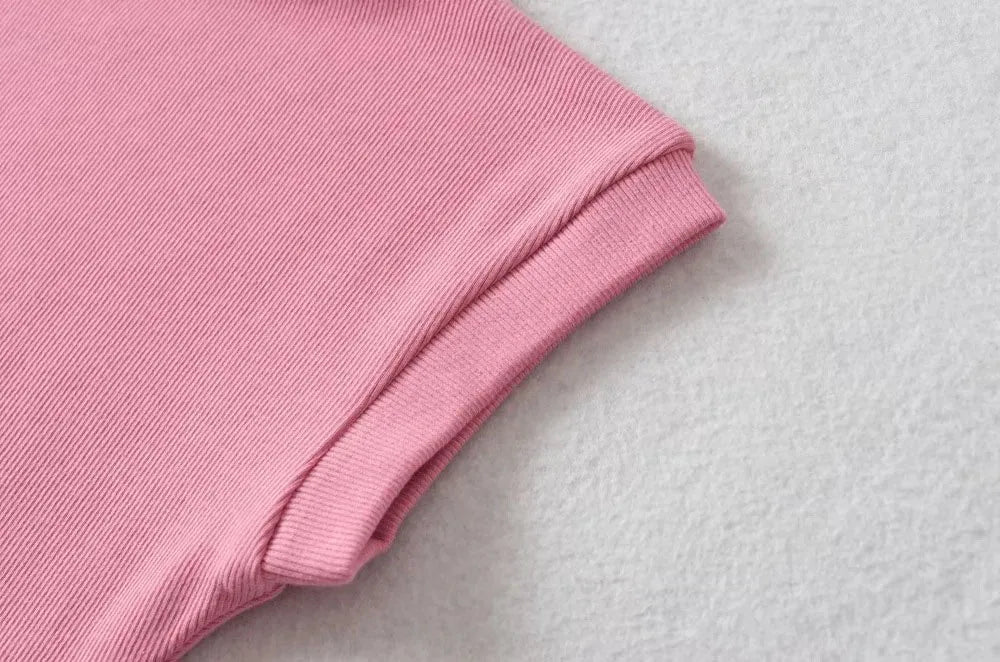 Slim Turtleneck Sleeveless Tee
