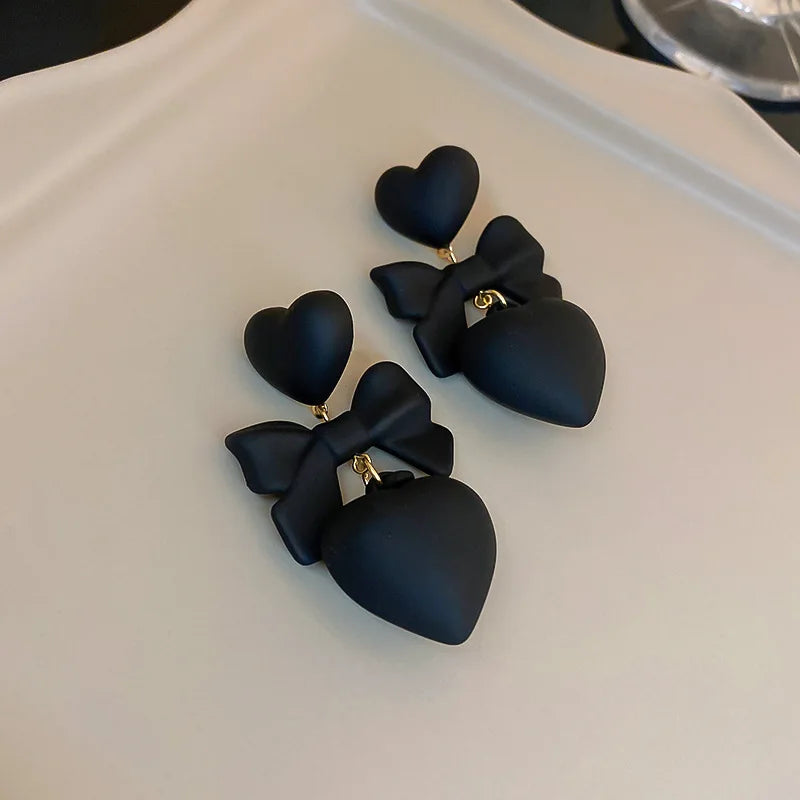 Heart Black Bow Earring for Women Design High-end Dangle Earrings Elegant New Fashion Solid Color Charm Jewelry