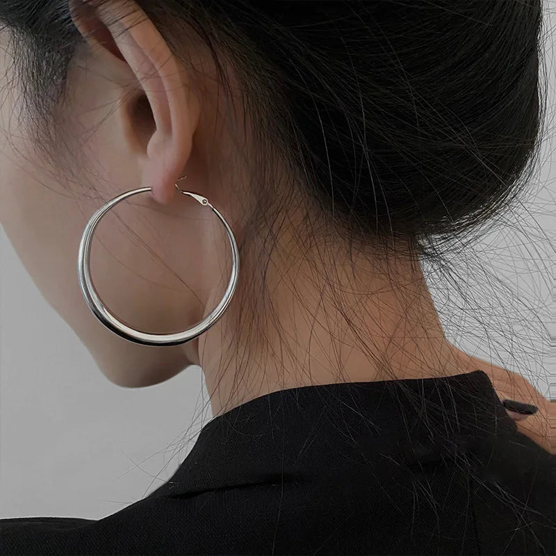 Women's Fashion Big Circle Hoop Earrings