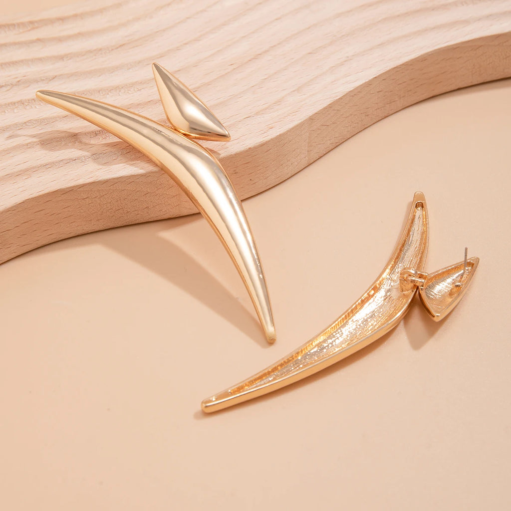 Women's Exquisite Geometry Long Curved Drop Earrings