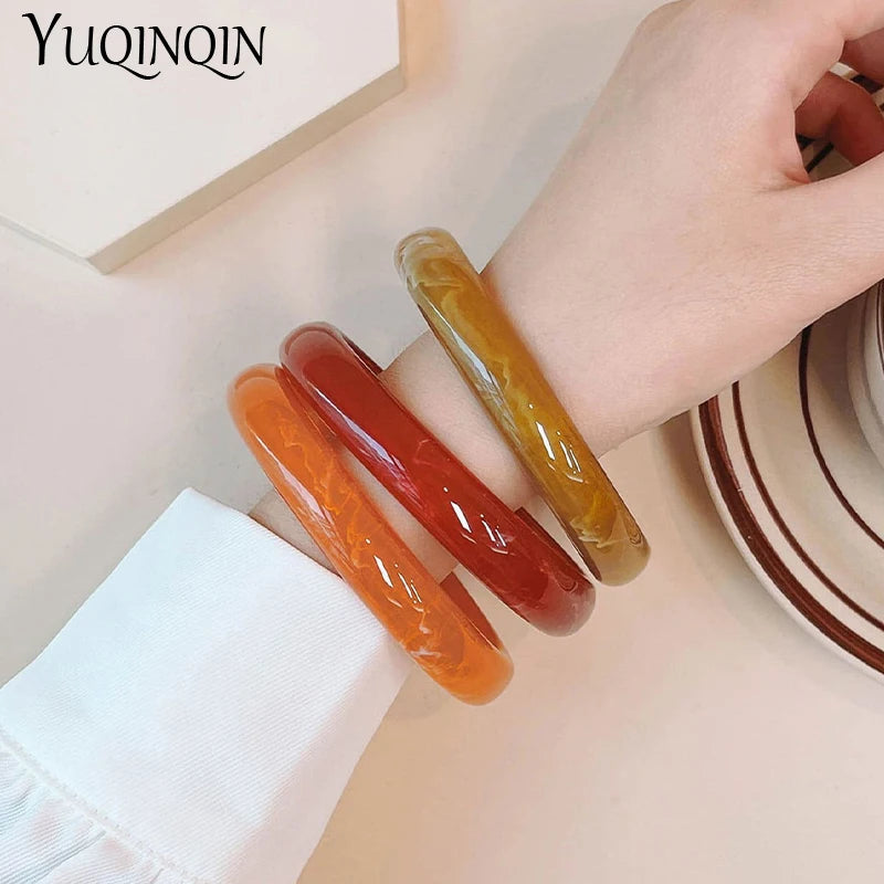 Women's 3-Piece Vintage Resin Acrylic Bangle Set