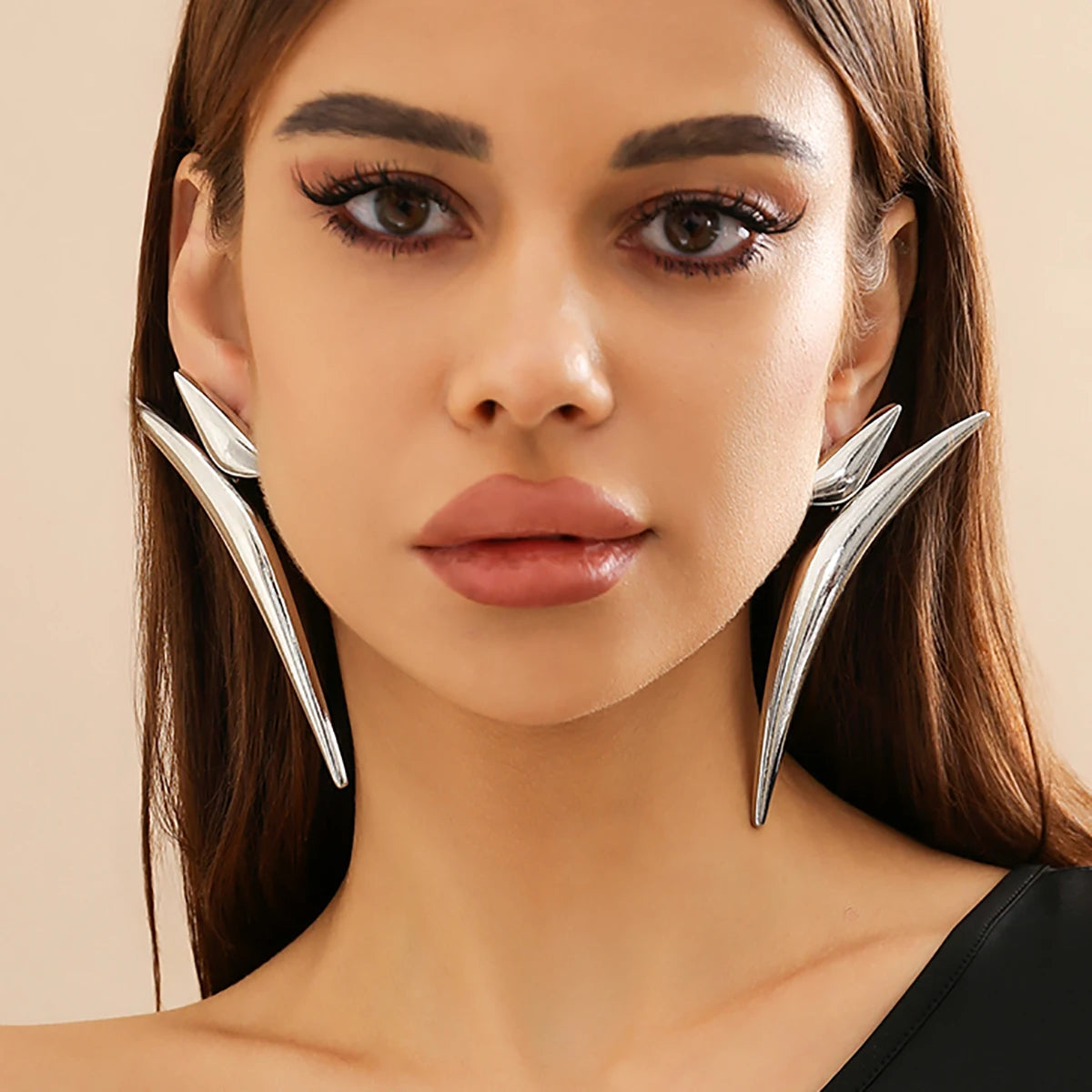 Women's Exquisite Geometry Long Curved Drop Earrings