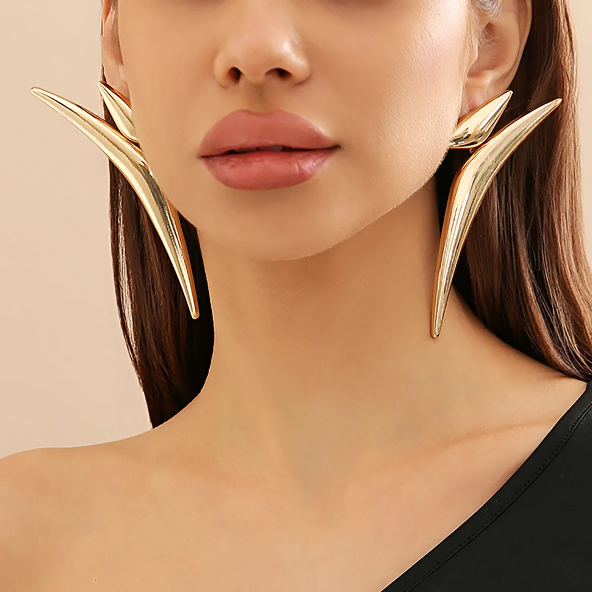 Women's Exquisite Geometry Long Curved Drop Earrings