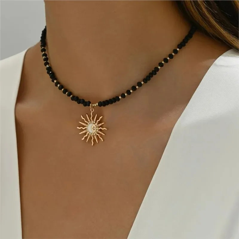 Retro Golden-Toned Sun Pendant Necklace for Women Elegant Turquoise Beads Chain Choker Neck Statement Party Vintage Jewelry Gift