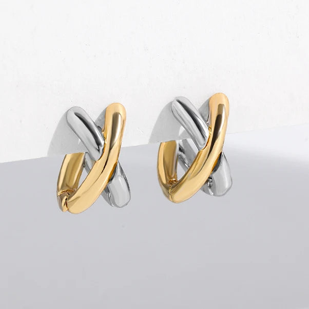Women's Criss-Cross Tiny Huggie Hoop Earrings