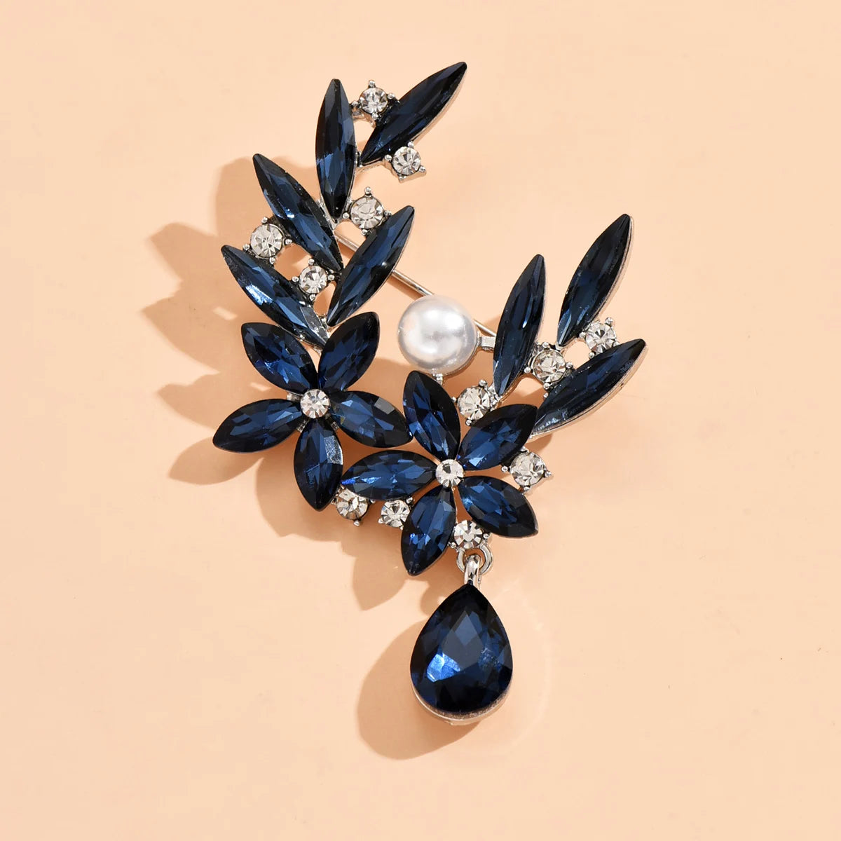 1PC Women's Fashion Trendy Charm Brooch Jewelry Chest Flower Accessories Suitable for Date, Party, Festival Gifts
