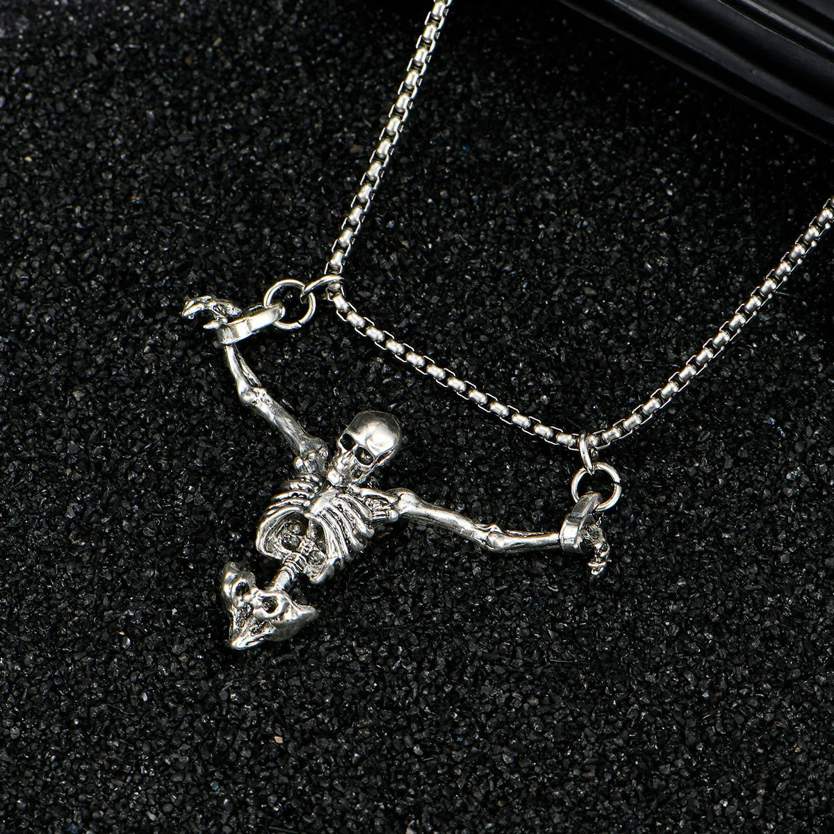 Halloween Punk Skull Pendant Necklace