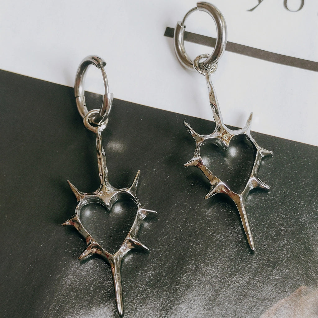 Retro Gothic Thorn Heart Spike Drop Earrings